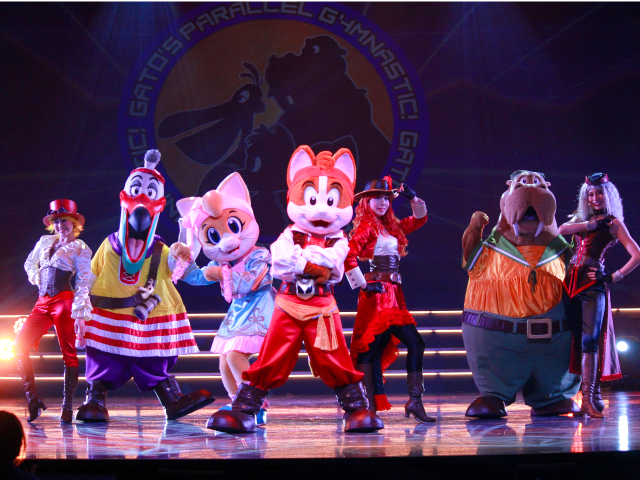 �G���^�[�e�C�����g�V���[��A�L�����N�^�[�O���[�e�B���O�����y���݂��������܂��I