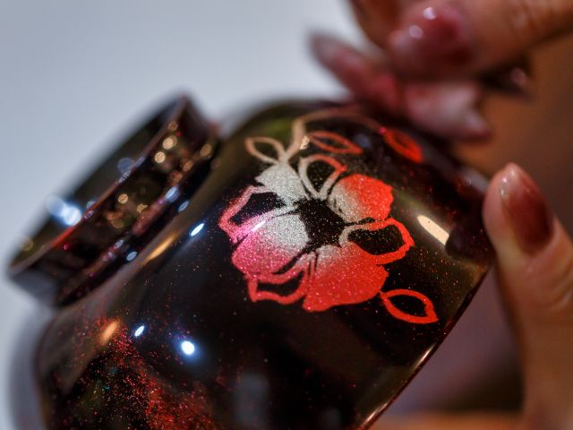 \完成した作品は当日お持ち帰り可/お持ち帰り後、1週間程度、漆を乾かしてからご利用ください♪