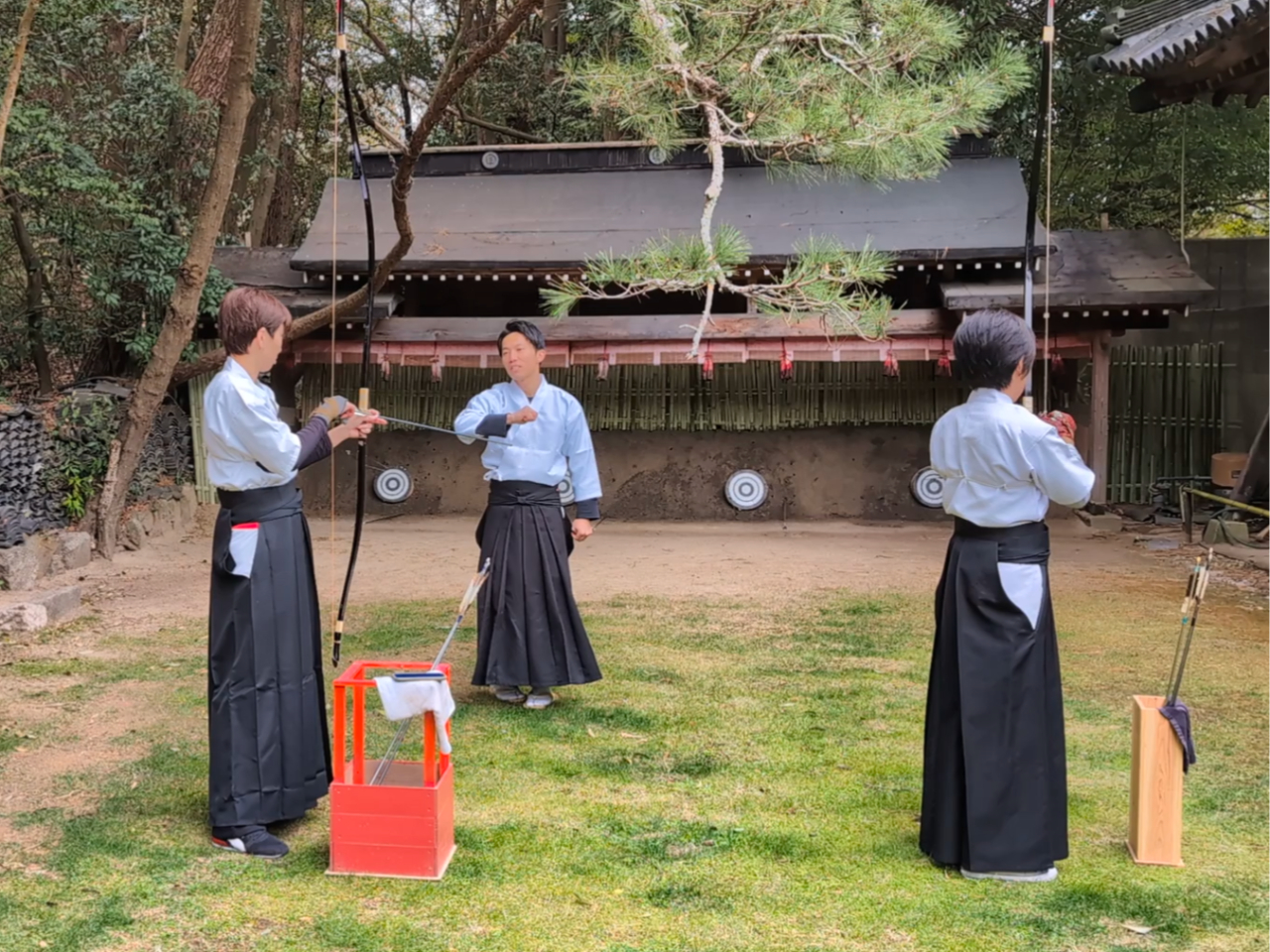 ���̏o��o���̂���w���҂��璚�J�Ȏw�����󂯂��܂��B