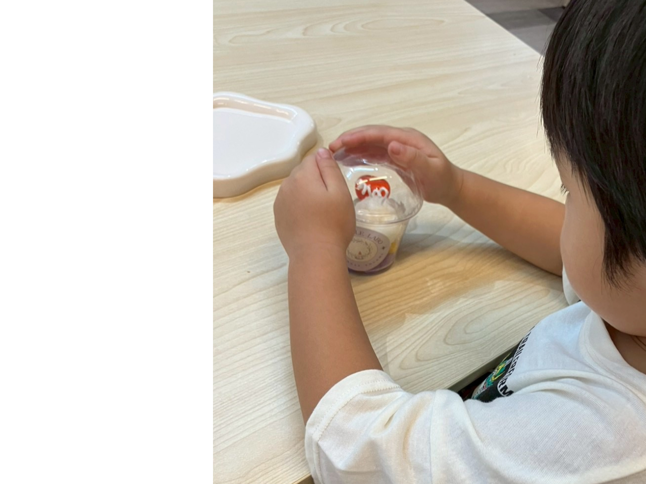 qlpɃvX`bÑRbvpӂĂ܂B