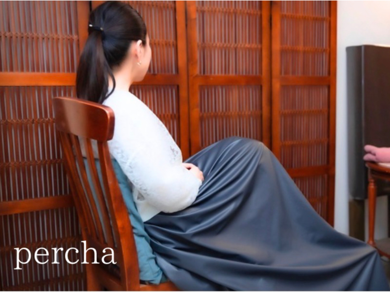 �������́A�ʏ�̂���������Ƃ͈Ⴂ �V���[�c���͂����܂܂����������p�̃}���g��������X�J�[�g�̂悤�ɂ͂��ĉ��߂�����ƂȂ��Ă��܂��B�������ł����p�ł��܂��B