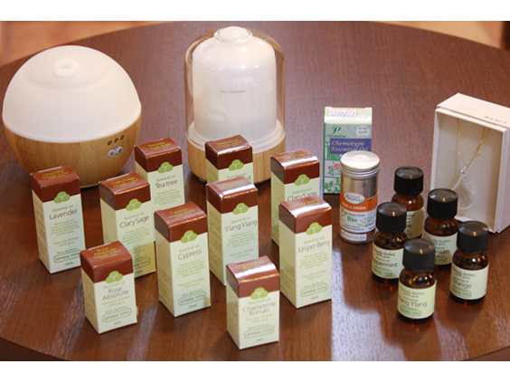 Xł́AA}G݂̔̔sĂ܂BSfނłiłB