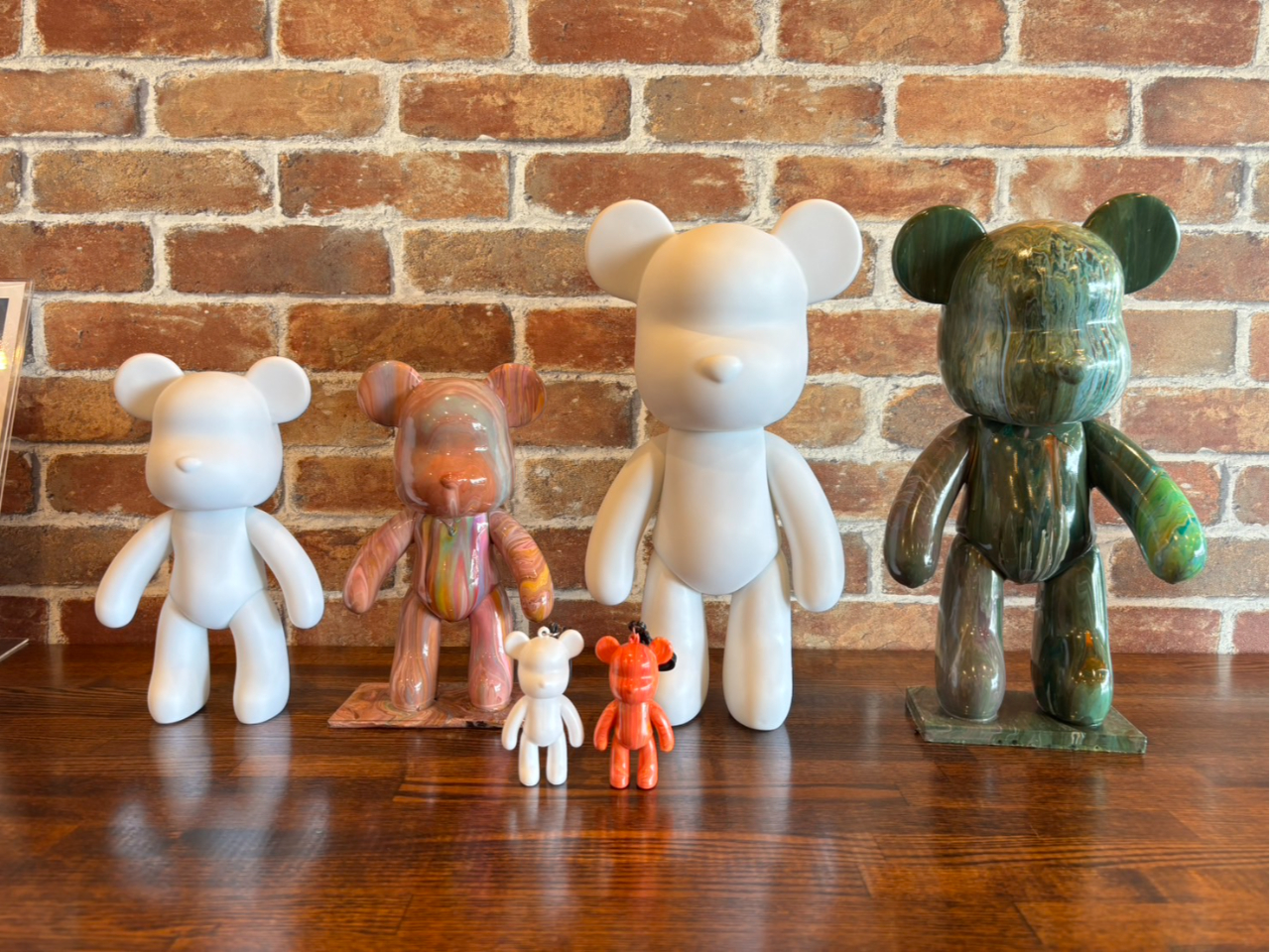 Lサイズベアは圧倒的存在感でお店のインテリアにもおすすめ!