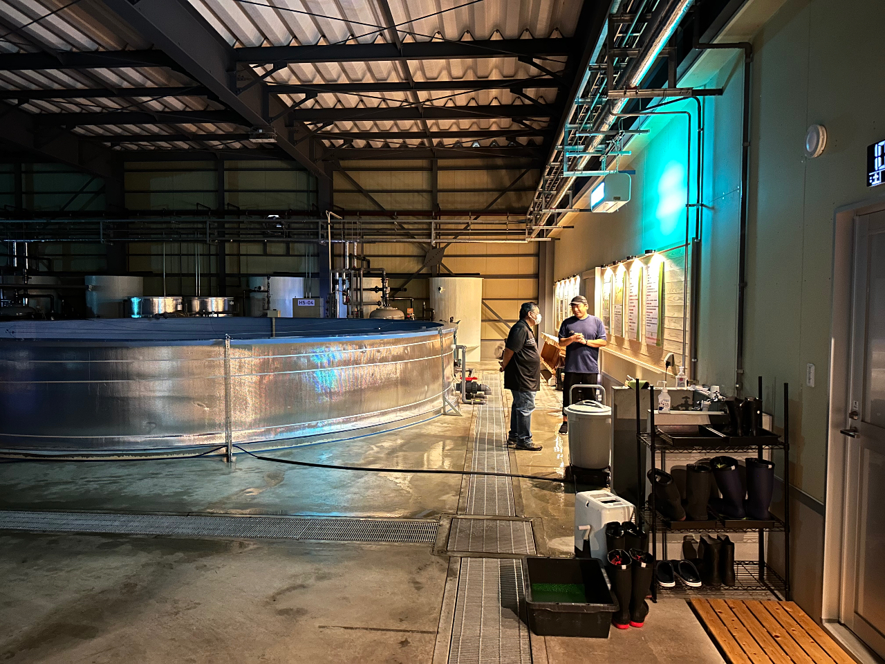 Ɩ𗎂ƂAzIȊŗ{BꌩwX^[g