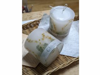 自然素材で作る、世界にひとつのボタニカルキャンドル