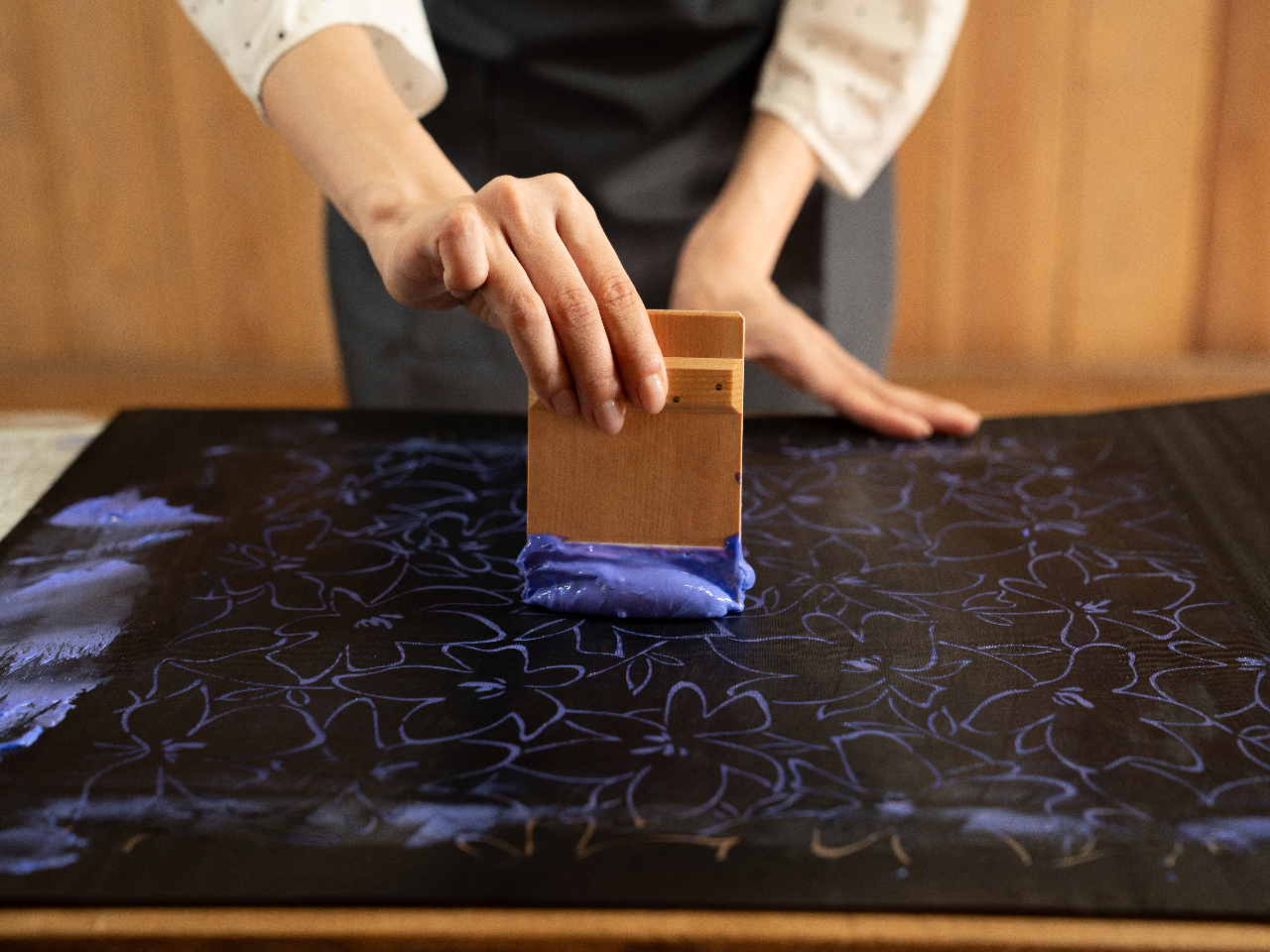 金沢の染物工房|職人の道具で楽しむ型染め体験【当日お持ち帰り 少人数制】