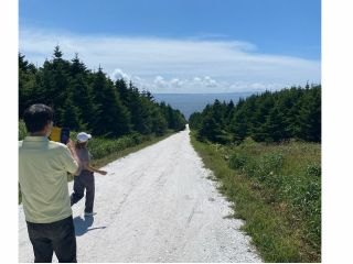 絶景ポイントがたくさんある宗谷岬周辺を貸切で巡るガイドツアーです。貸切だからこそ出来る誰にも邪魔されないゆったりした旅のサポートをさせていただきます。