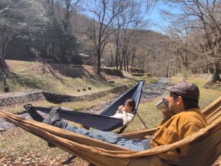 ハンモックの1/f揺らぎで寛ぐカフェタイム