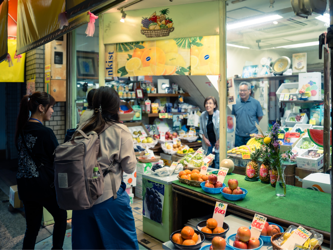 店主との聞き込みのシーン