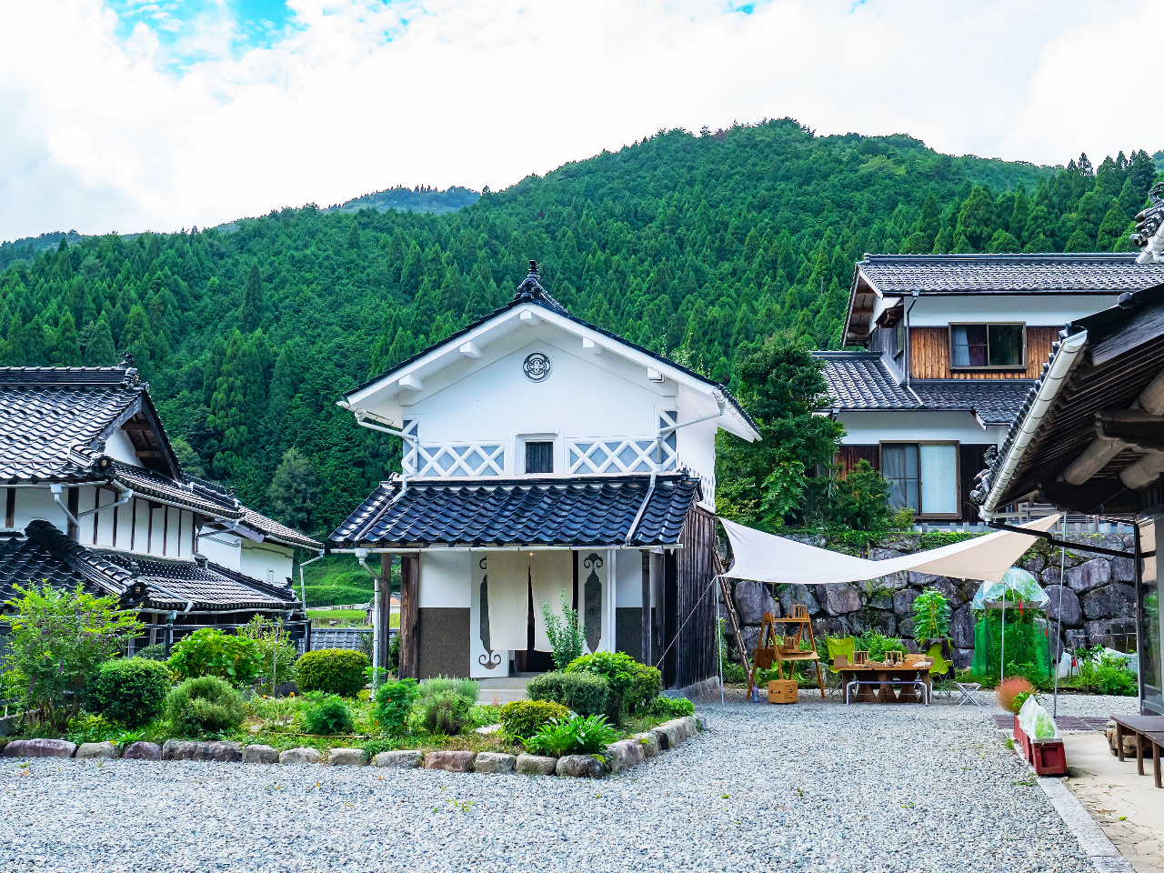 ̌̓M[uvׂ̗Ƀeg𒣂čs܂B