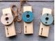 WOOD KAZOO ウッドカズー 材質:ヒノキ・ウォールナット・ヘンプ(紐) W120×H20×D27mm