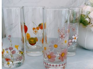 夏にぴったりのガラスのコップが作成できます。
