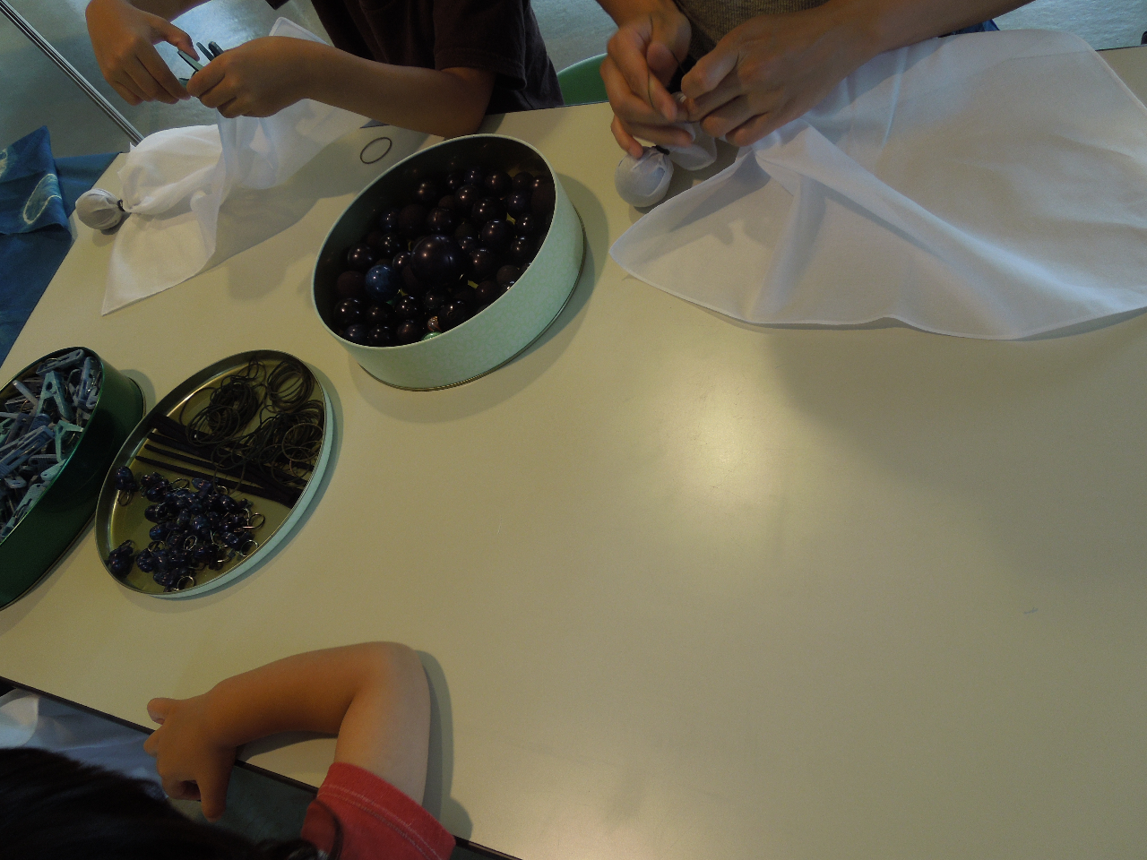 �_�����n���J�`�̈ꕔ���S���Ŕ�������A���Ƀr�[�ʂ���ꂽ��c�v���܂܂ɍ�Ƃ��悤�I�^