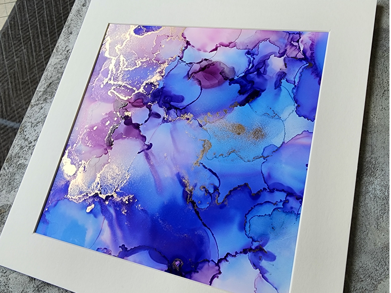 �F�̍����肪���R�ŗB�ꖳ��̃A�[�g���f�G�ȍ�i�ł��B