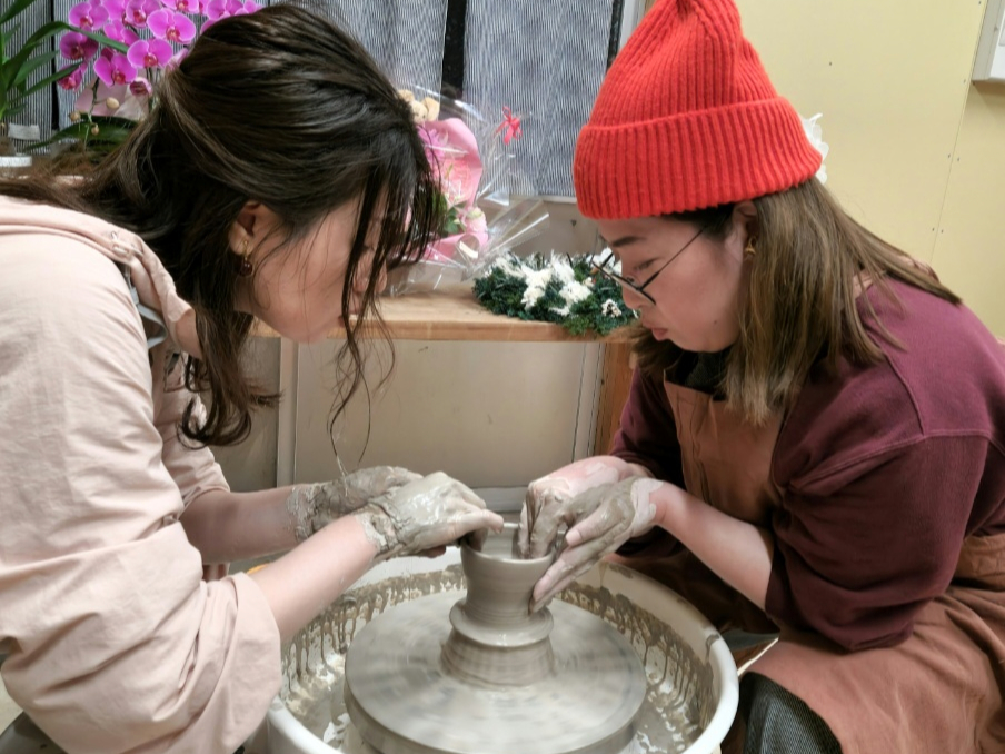 山形・鶴岡】手びねり陶芸体験｜初心者安心・「貸切」で体験できる器
