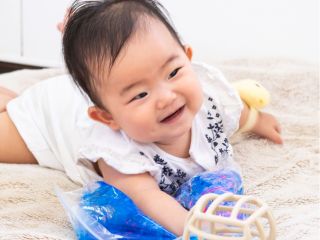 赤ちゃんのペースでアート体験できます。