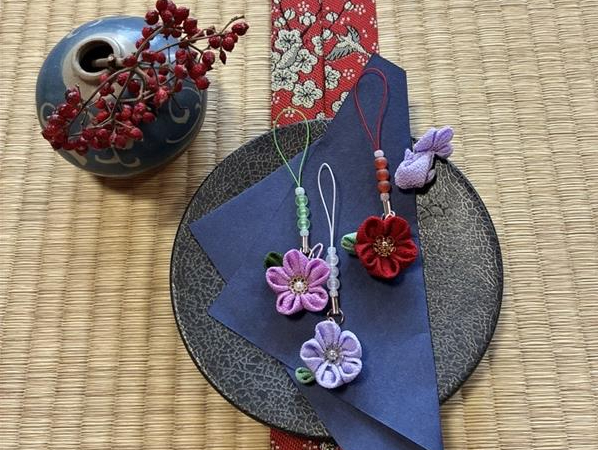 【◇◆つまみ細工体験】華やぐ和の美!つまみ細工で作るアクセサリー&ストラップ体験