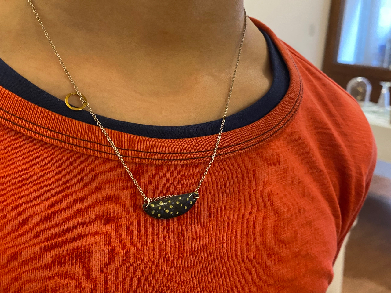 �^�����ɊG�̋��h���ďĂ��t����A�ς���ȋZ�@���̌��o���܂��B