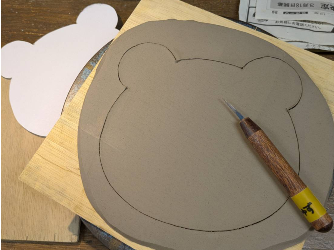 �V�[�g��̔S�y���D���Ȍ`�ɐ؂�o���܂���