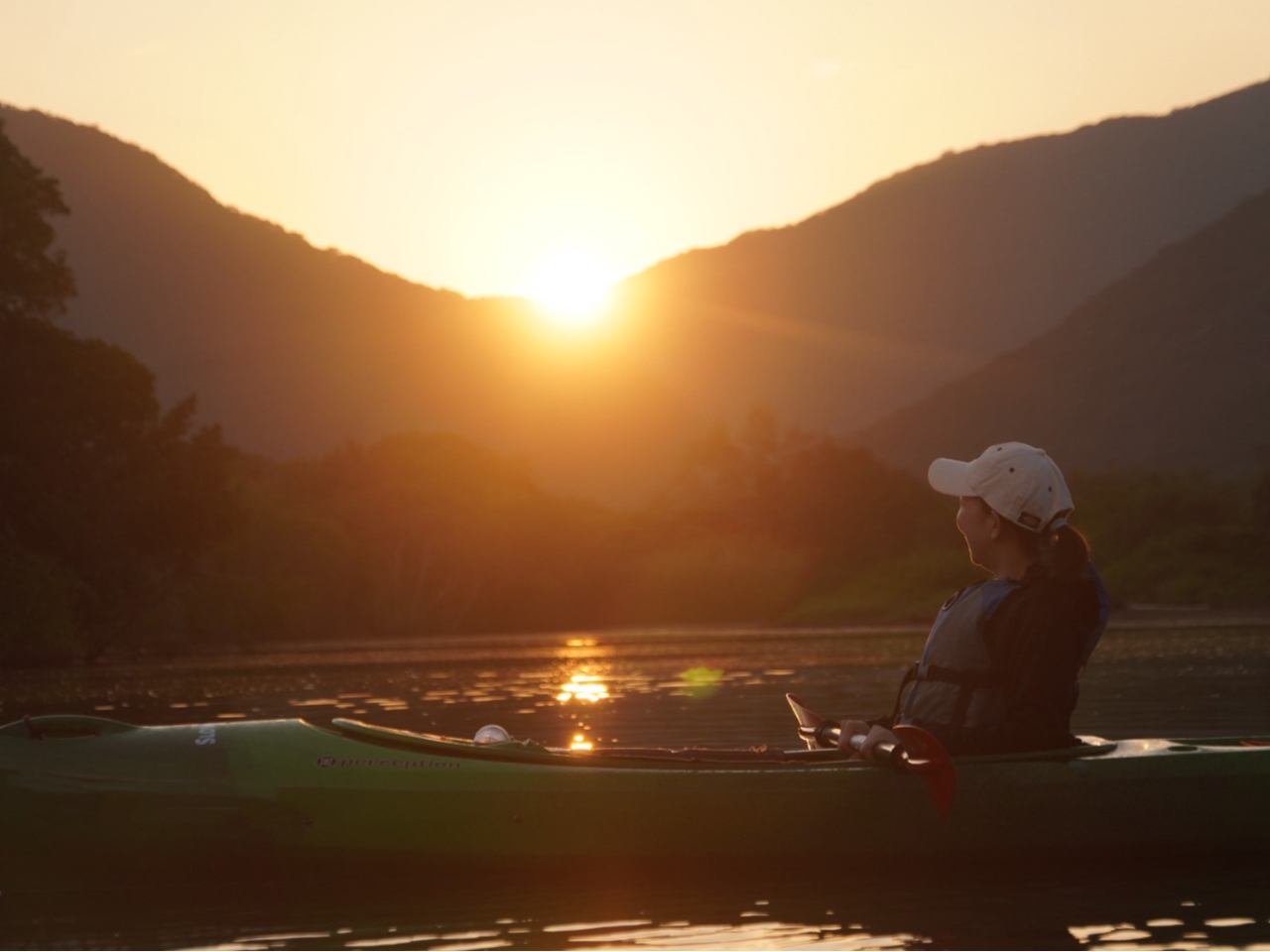 ���T���Z�b�g�E�}���O���[�u�J�k�[�̌���