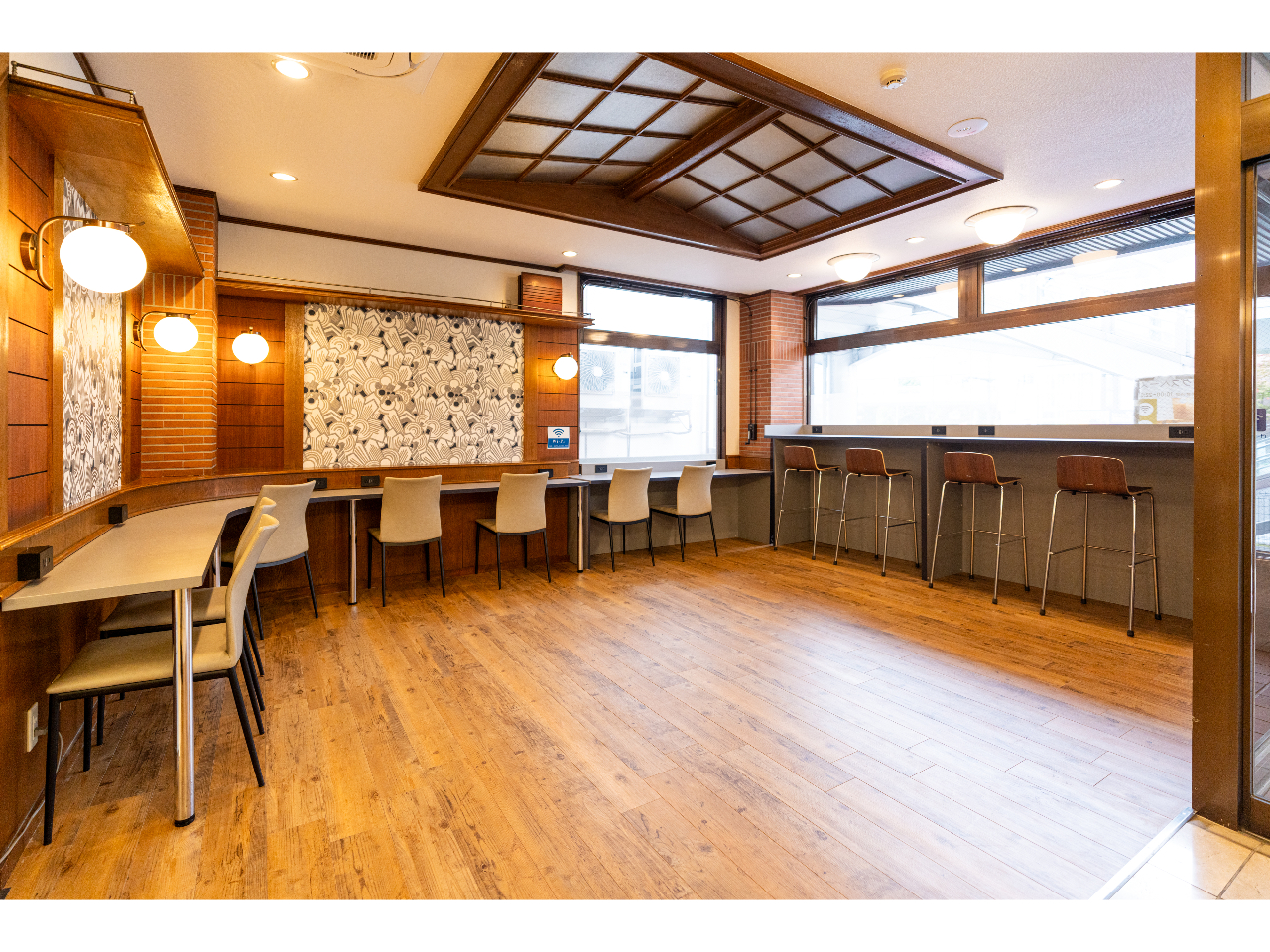 ���r�[�́A�R���[�L���O�X�y�[�X�Ƃ��Ă������p���������܂��B