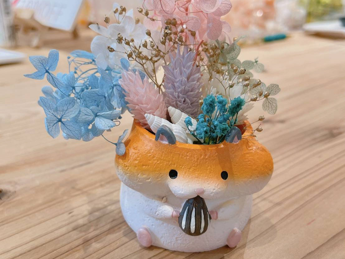 �ߋ��̎Q���҂̕��X�̑f���炵����i�ł��I