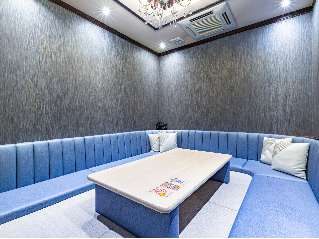 302R�@�ő�14���l�܂ł����p�\ 