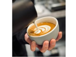 バリスタ直伝、初心者でも描けるラテアート体験