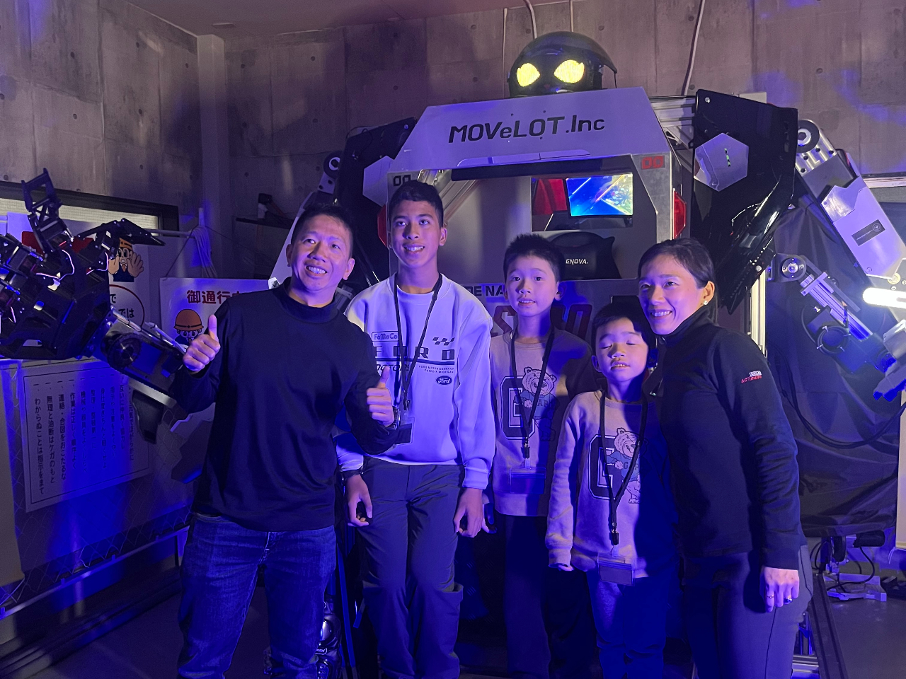 �Ƒ���ASTRO�̌�