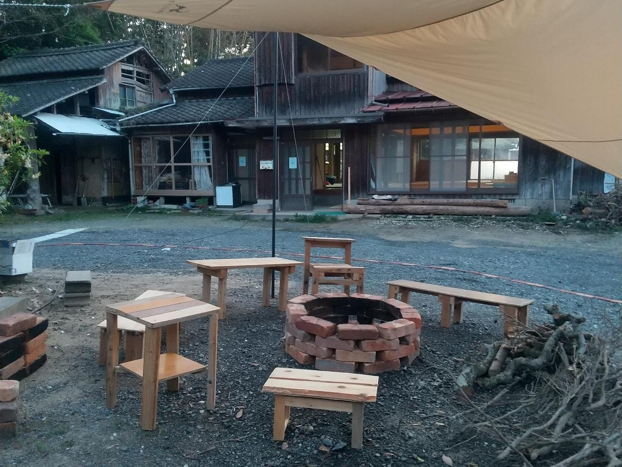 �_���m�x�[�V���������Ö��Ƃ̍L�`������ŕ����Α̌��I�^