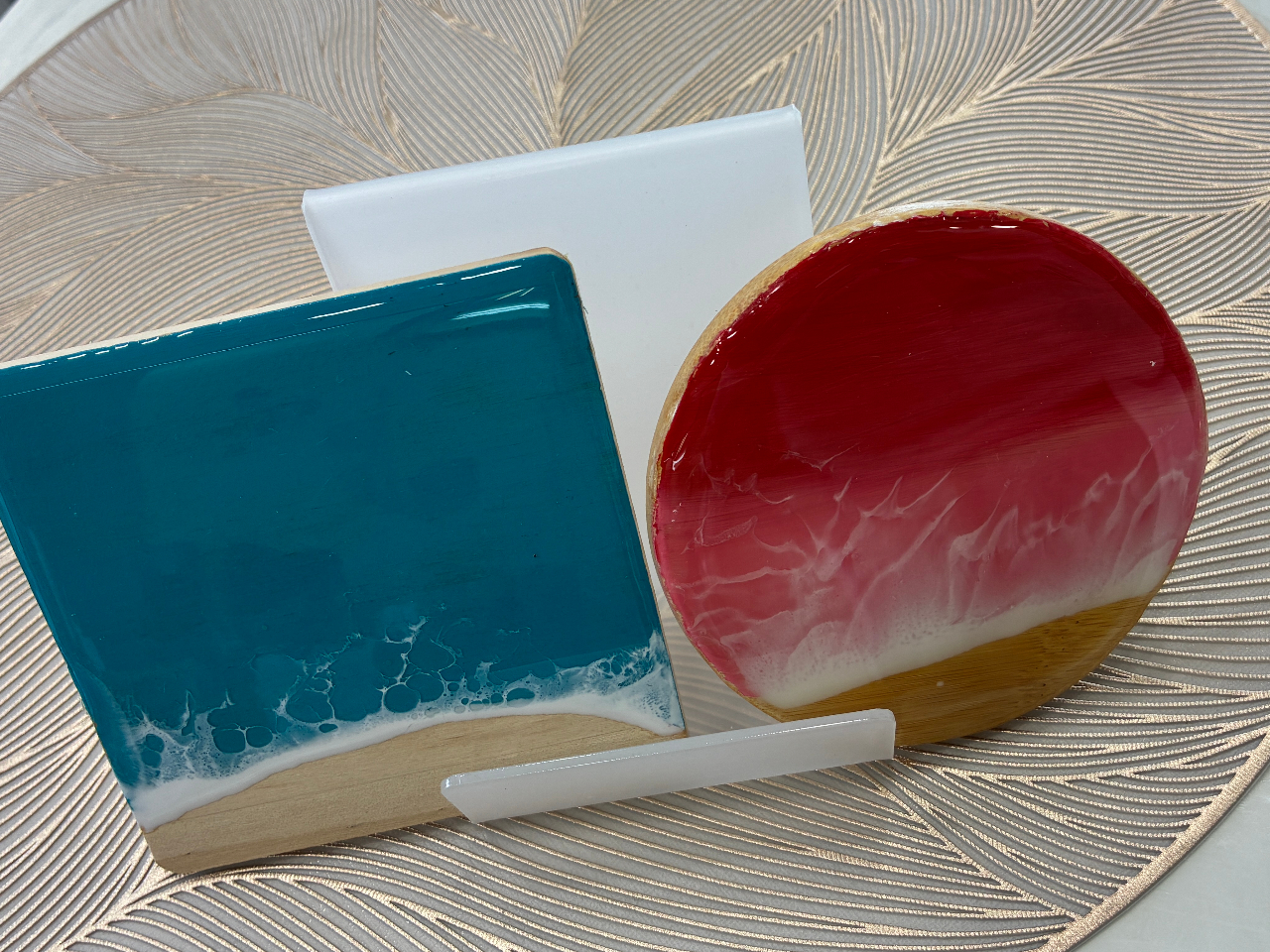 ���g���f���郌�W���A�[�g�R�[�X�^�[�̌�