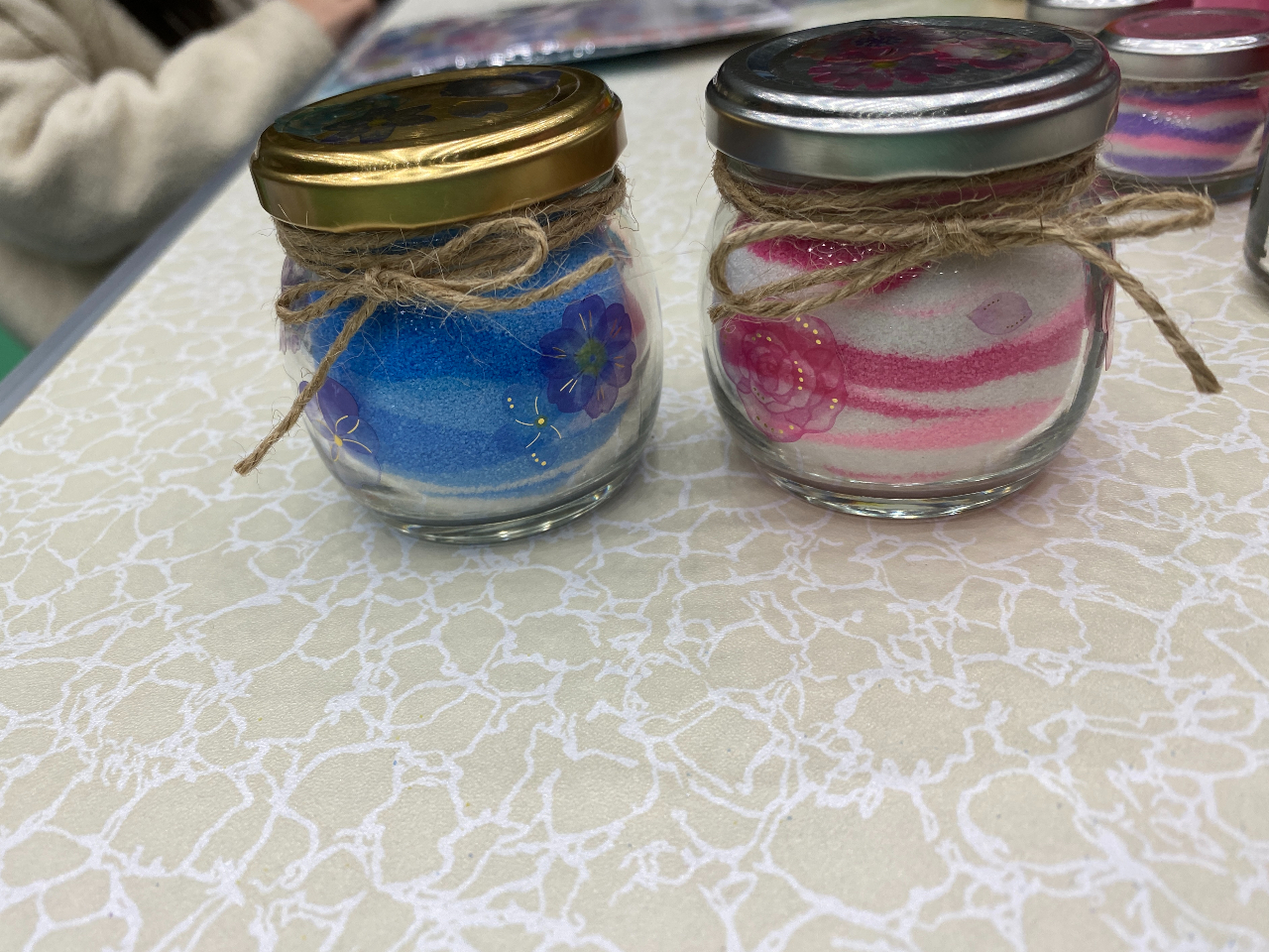 ���q���E�t�@�~���[�Ŏʐ^�f��