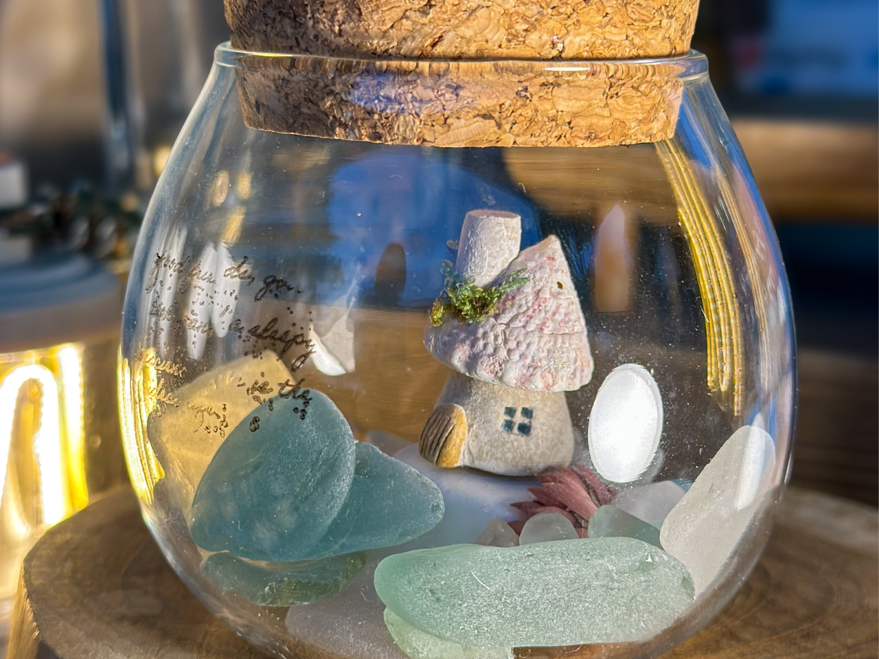 手のひらサイズの癒しの王国」づくり体験 ～貝殻屋根の妖精のお家制作