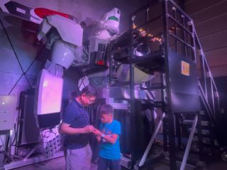 パパとロボット見学に参加