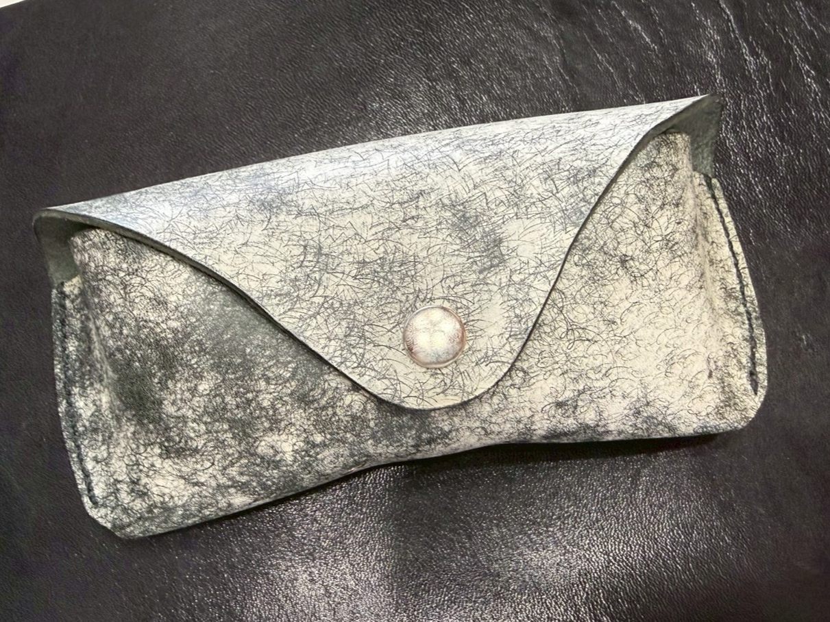 �F��Ȋv�̒�����I�ׂ܂���