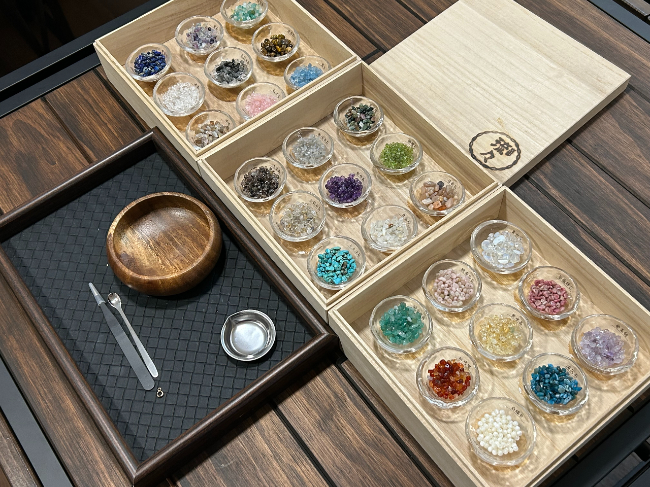 �d���ɓ�����������΂͂ƂĂ����ꂢ�ł��B���߂Ă̕��ł��X�^�b�t���⏕�������܂��̂ň��S���Ă��Q�����������܂��B