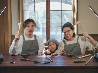 カップル、ご家族でも楽しめるシルバーペアリング作り体験。Instagramで作製できる指輪デザインをcheck!rises_hand.made ←アカウント