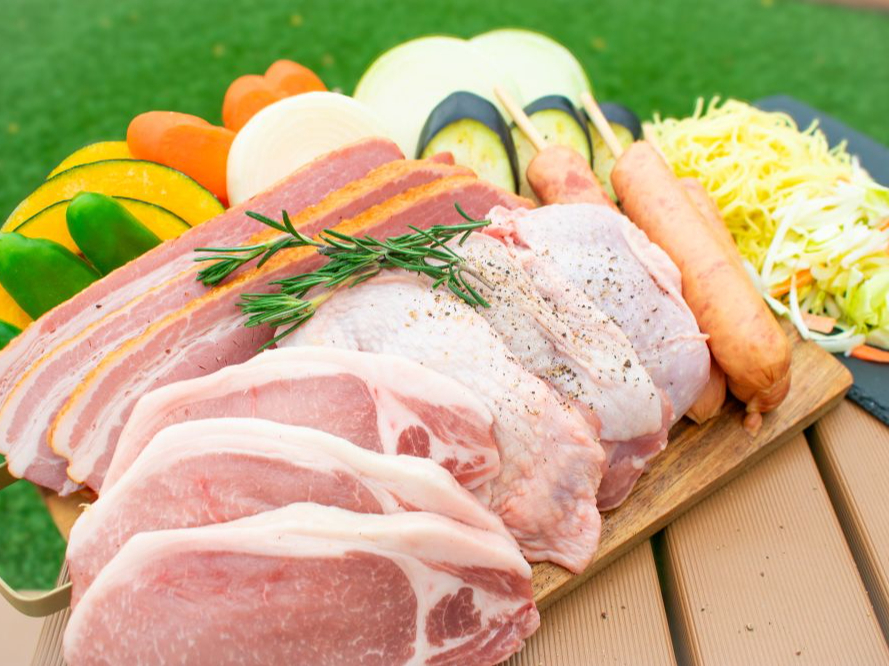 【土日祝】豚ロースステーキメイン!お手軽食材+BBQ器材コース_2026