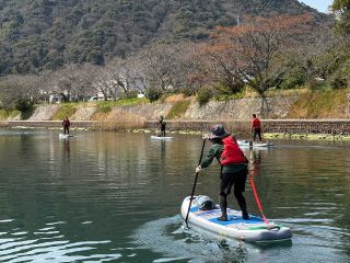 萩市を流れる橋本川をツーリング