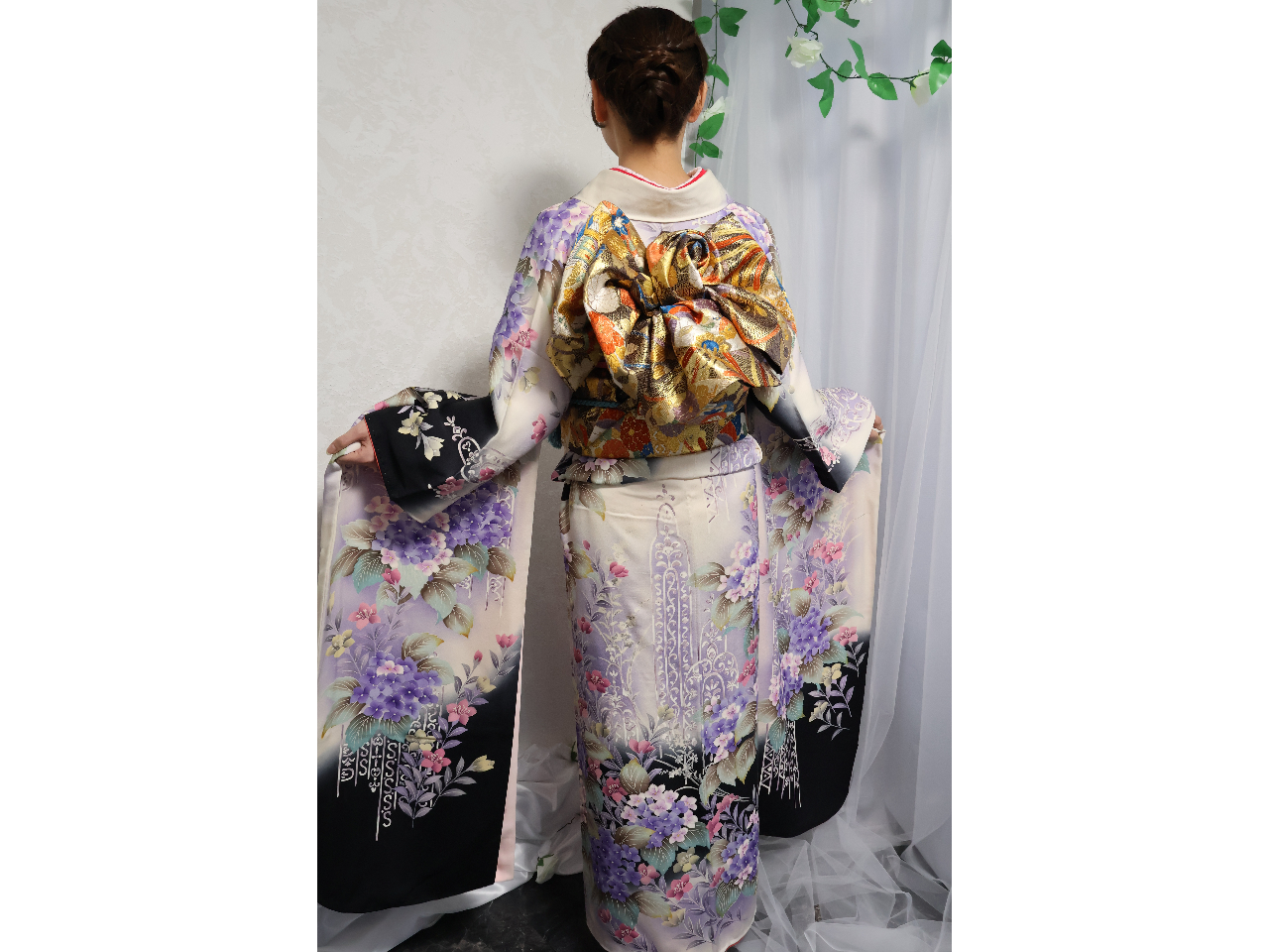 �H�c�s�咬�̃t�H�g�X�y�[�X�ŃZ���t�B�e������