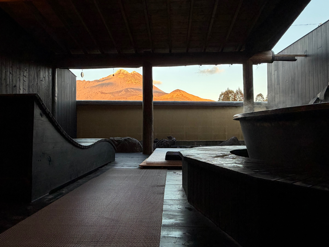 ��i�e���X�i���ǁj