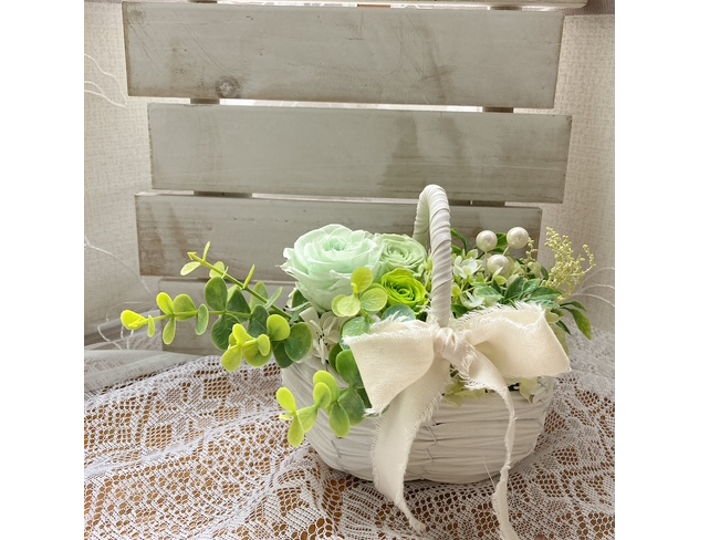 �O���[�����x�[�X�ɁA���Ԃ͂ق��̂��F�����p�ӂ��܂��̂ŁA�������D���Ȃ��F�����I�т��������܂����c