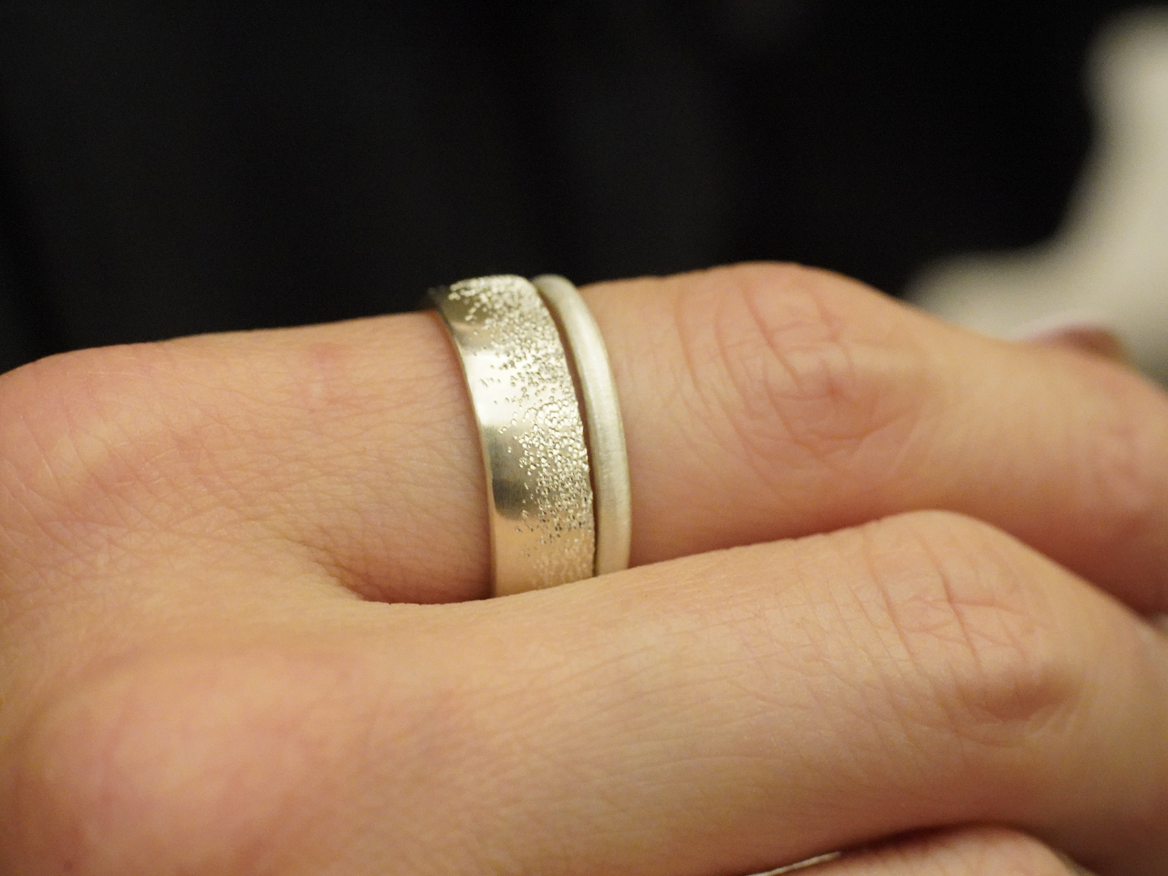 �͗l�Ɨ]���A���̏d�Ȃ�