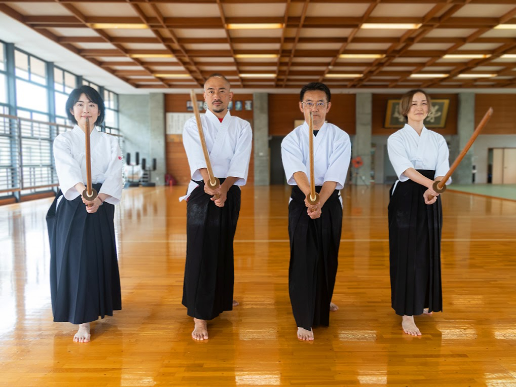 �_�̌���^�ؓ����g���āA���̐U����⑫�J�����@���g�ɕt���܂��B 