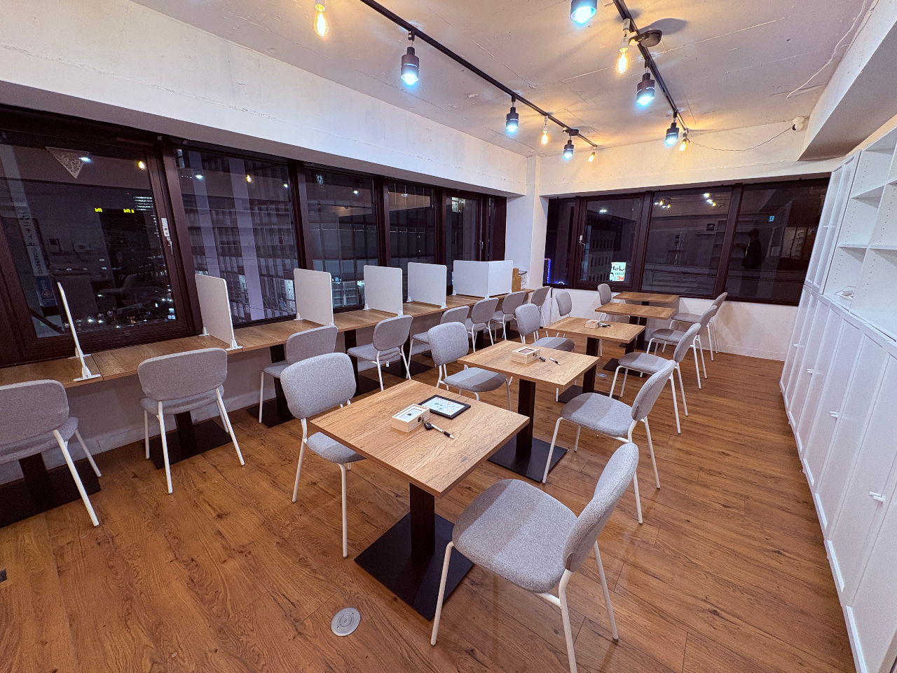 ������J�t�F �͂Ă�����X �����r�ܓX�̎ʐ^4