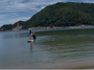 憧れのサーフィンデビューしてみませんか?