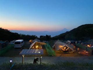 西伊豆の自然をまるごと独占!25名まで貸切OKのプライベートキャンプ場/ 静岡県伊豆市小下田に位置する「伊豆キャンファーム」