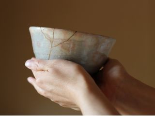 \大切にされている食器をもう一度使用できる状態に/