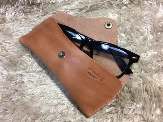 初めは薄めのナチュラルカラーです。※画像は数か月使用したお色になります。