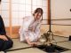 \冬のお茶室で自分でお茶を点てる体験(1服目)/